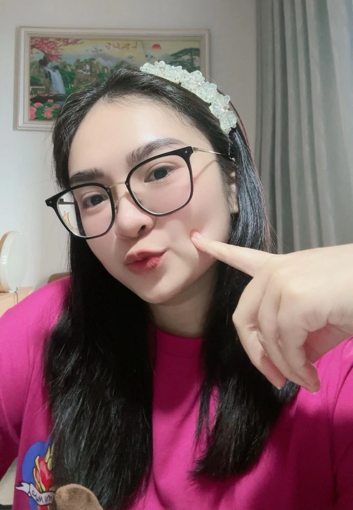 Thiện Nhân bỏ qua bàn tán đồng giới lập gia đình, khen mộng chè 1 câu nức nở? - Hình 3