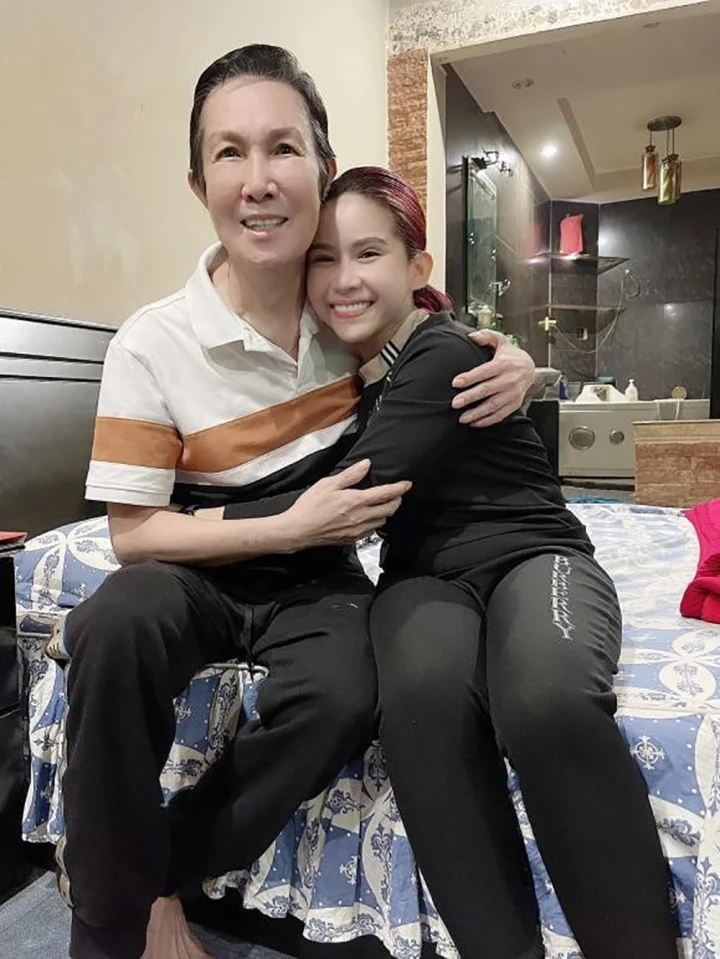 Con gái Vũ Linh mua lại nhà từ đường từng bị cô 6, chú 7 làm mất? - Hình 4