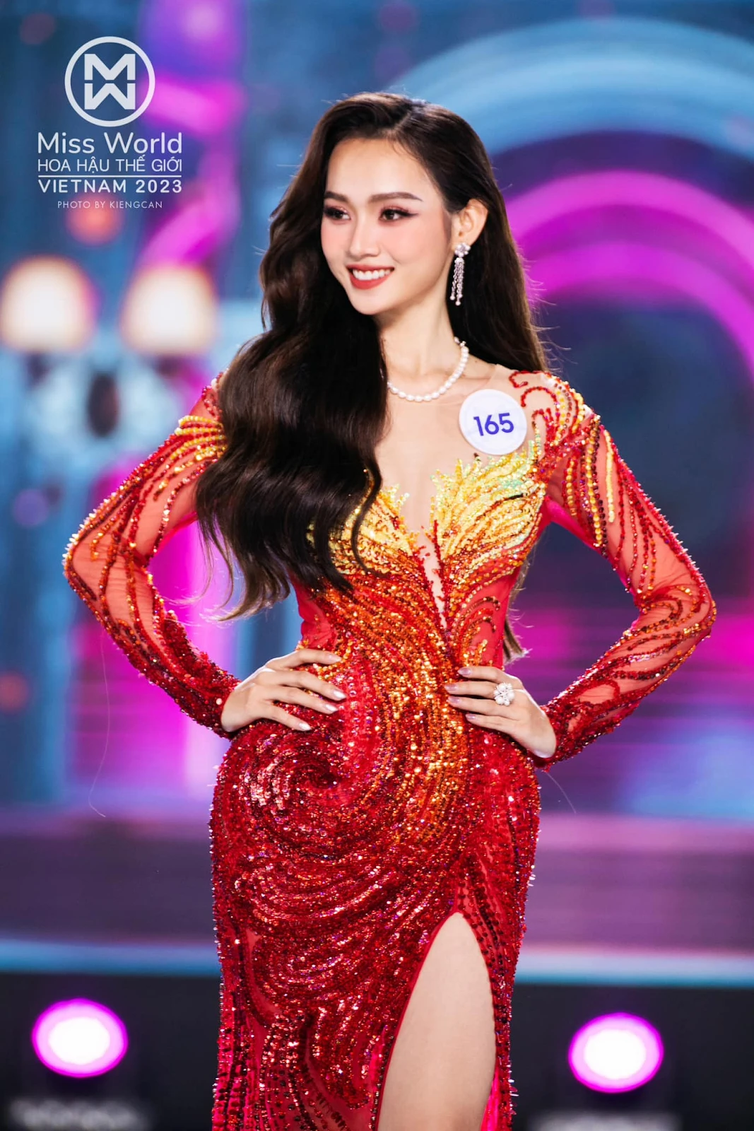 Hoàng Thị Yến Nhi - Miss Water VN: Tuổi thơ thiếu thốn, phải làm nhiều nghề - Hình 2
