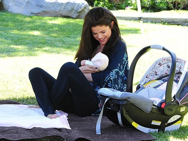 Selena Gomez sức khỏe bị đe dọa, nói một câu đau lòng về chuyện mang thai - Hình 2
