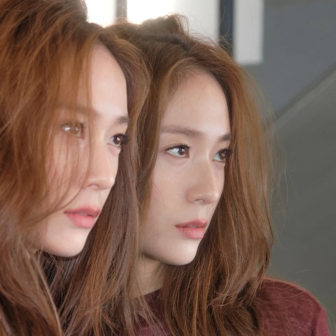 Jessica, Krystal khiến chao đảo Kpop vì độ kiêu sa, đè đầu Winter (aespa)? - Hình 2