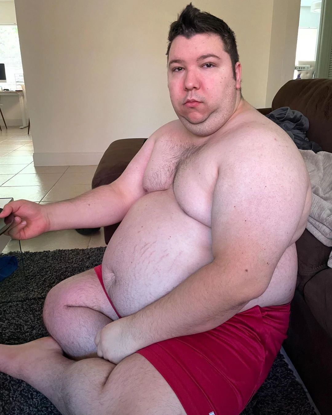 Vua mukbang chơi khăm 33 triệu người dùng Internet, lột xác dưới 80kg? - Hình 2