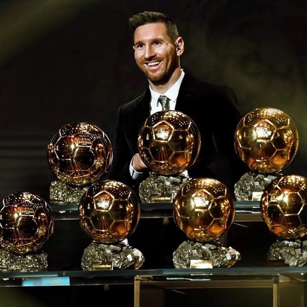 Messi tạt gáo nước lạnh vào mặt Ronaldo, tiễn một đối thủ ra về ngay khi trở lại - Hình 4