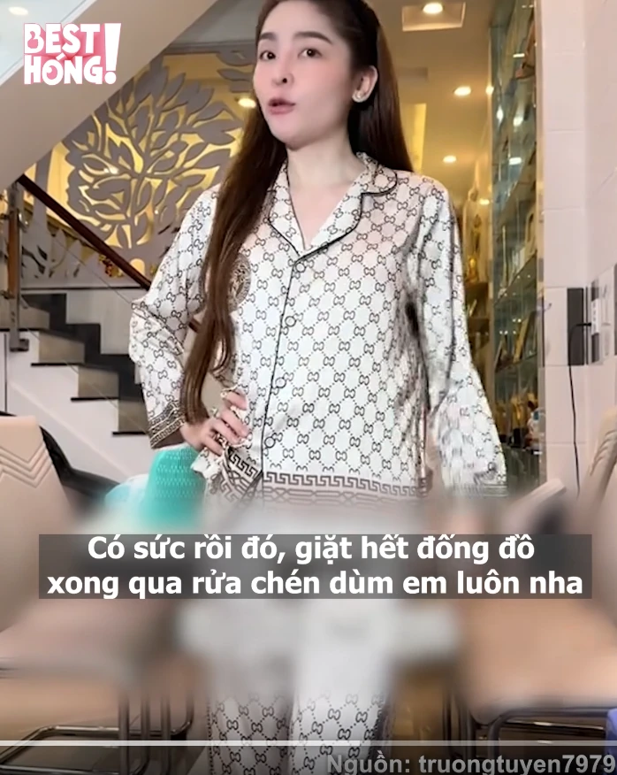 Hồ Việt Trung hầu hạ, rửa chén và giặt đồ Saka Trương Tuyền, em vợ liền ẩn ý - Hình 1