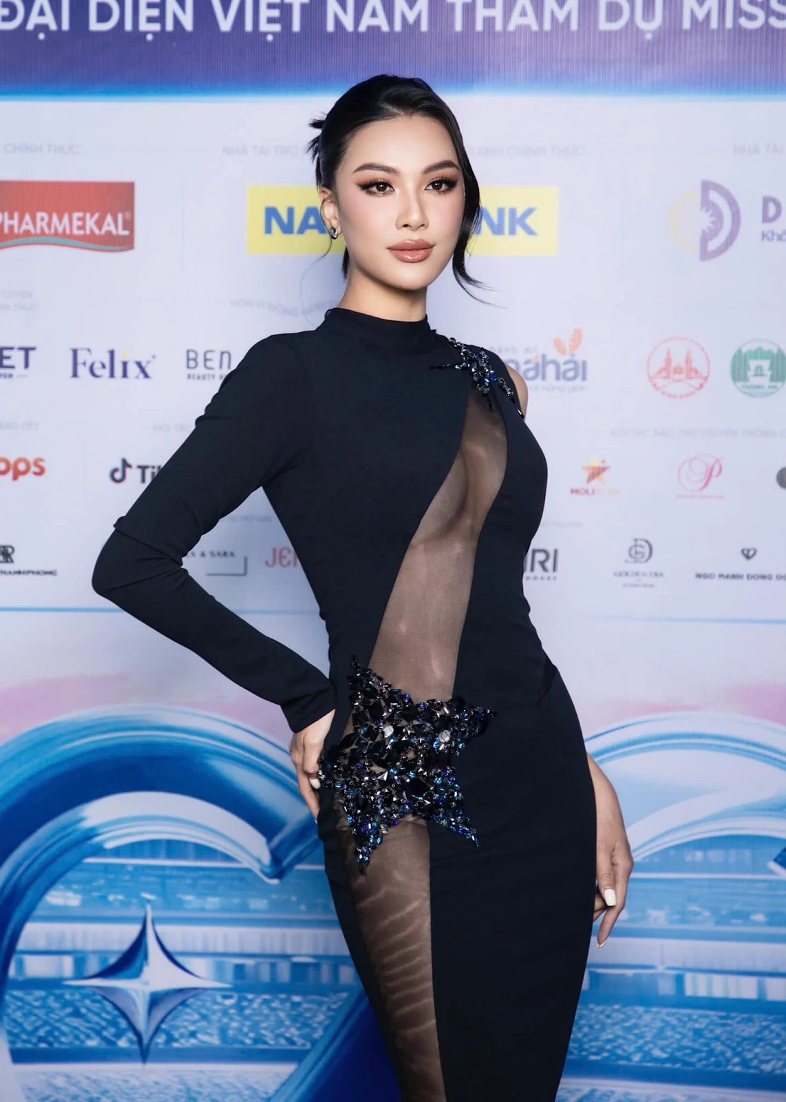 Miss Cosmo 2024: Á hậu Kim Duyên chính thức ngồi ghế ban giám khảo - Hình 3