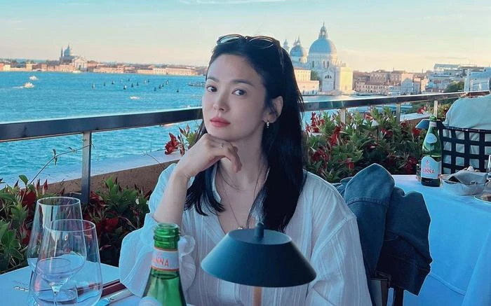 Song Hye Kyo đá Lee Min Ho vào 1 gốc, thả nhẹ 2 ảnh chất, làm rõ sự thật? - Hình 6