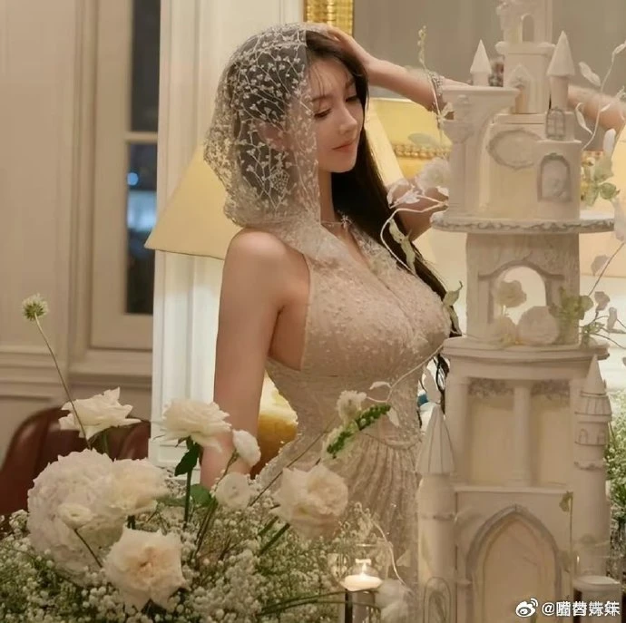 Huỳnh Hiểu Minh lộ ảnh khiến vợ cũ suy sụp, trợ lý chen vào 1 câu gây choáng? - Hình 5