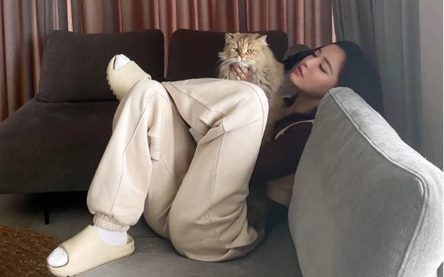 Phạm Phi Yến: Hot girl vướng tin đồn yêu Negav, loạt hint rành rành khó chối cãi - Hình 10