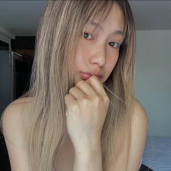 Phạm Phi Yến: Hot girl vướng tin đồn yêu Negav, loạt hint rành rành khó chối cãi - Hình 6