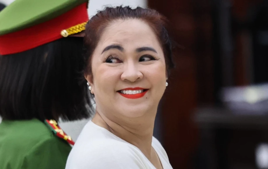Bà Nguyễn Phương Hằng tương lai ra sao sau ra tù, có được hành nghề tiếp tục? - Hình 3