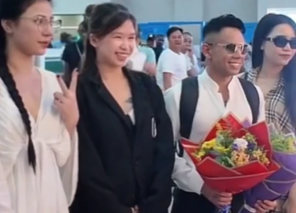 Quang Linh đích thân đi đón Lê Bảo Bình, so kè giọng hát gây sốt, Lôi Con ở đâu? - Hình 3