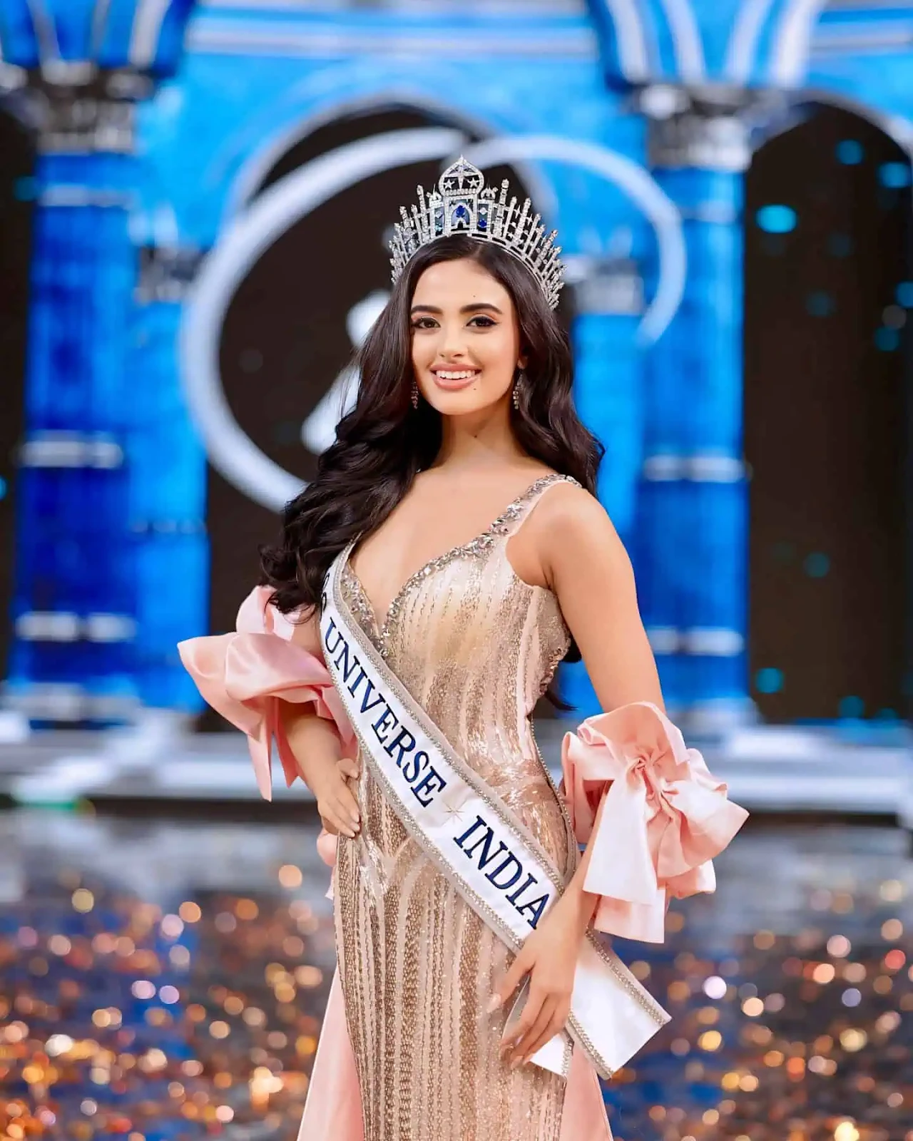 Chiến binh Ấn Độ đối đầu Kỳ Duyên tại Miss Universe lộ diện, profile siêu khủng - Hình 1
