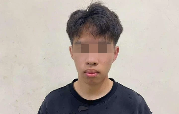 Hải Dương: Nam sinh liều lĩnh thông chốt, tông bị thương 1 thiếu tá CSGT - Hình 1