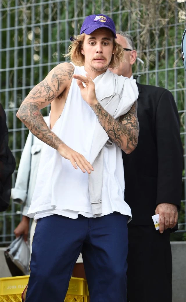 Justin Bieber trùng điểm đen với Hoài Lâm, dính vào bê bối chấn động showbiz - Hình 3