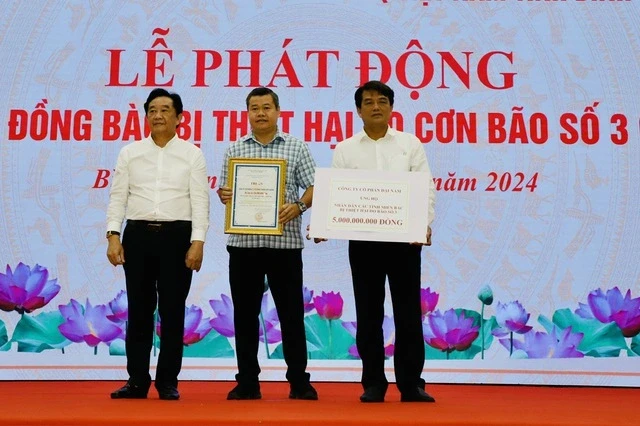 Bà Nguyễn Phương Hằng: sắp debut vai trò mới trên livestream, CĐM rần rần - Hình 7