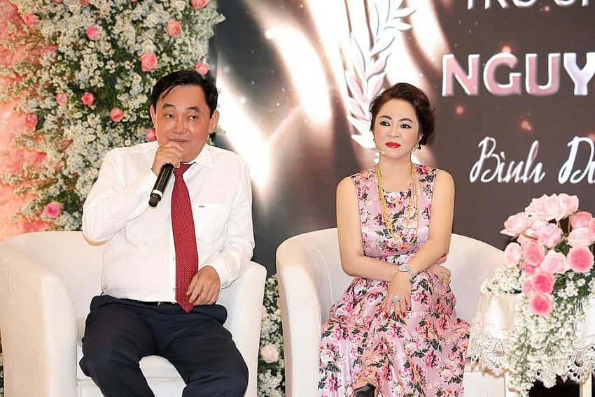 Bà Nguyễn Phương Hằng: sắp debut vai trò mới trên livestream, CĐM rần rần - Hình 3