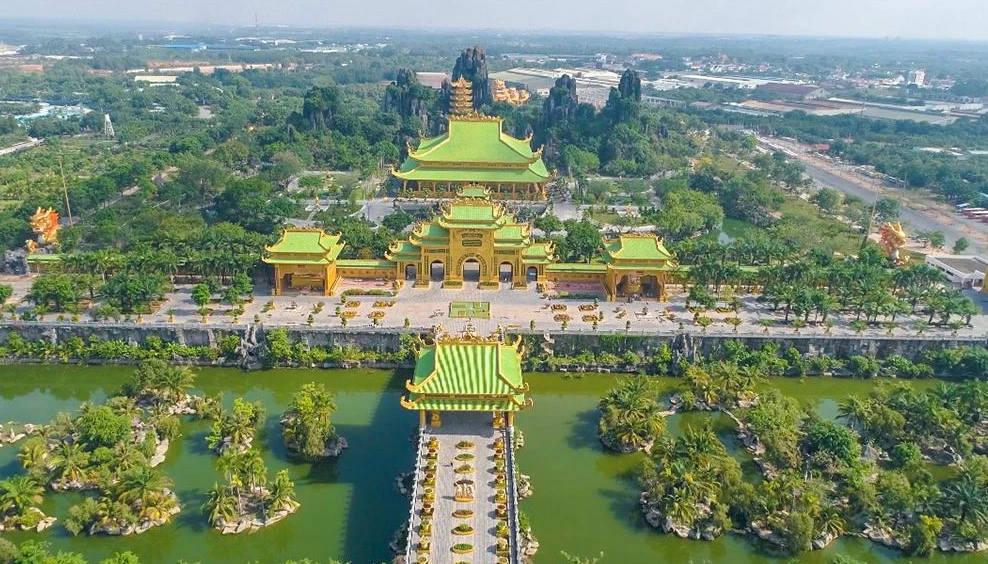 Bà Nguyễn Phương Hằng: sắp debut vai trò mới trên livestream, CĐM rần rần - Hình 2