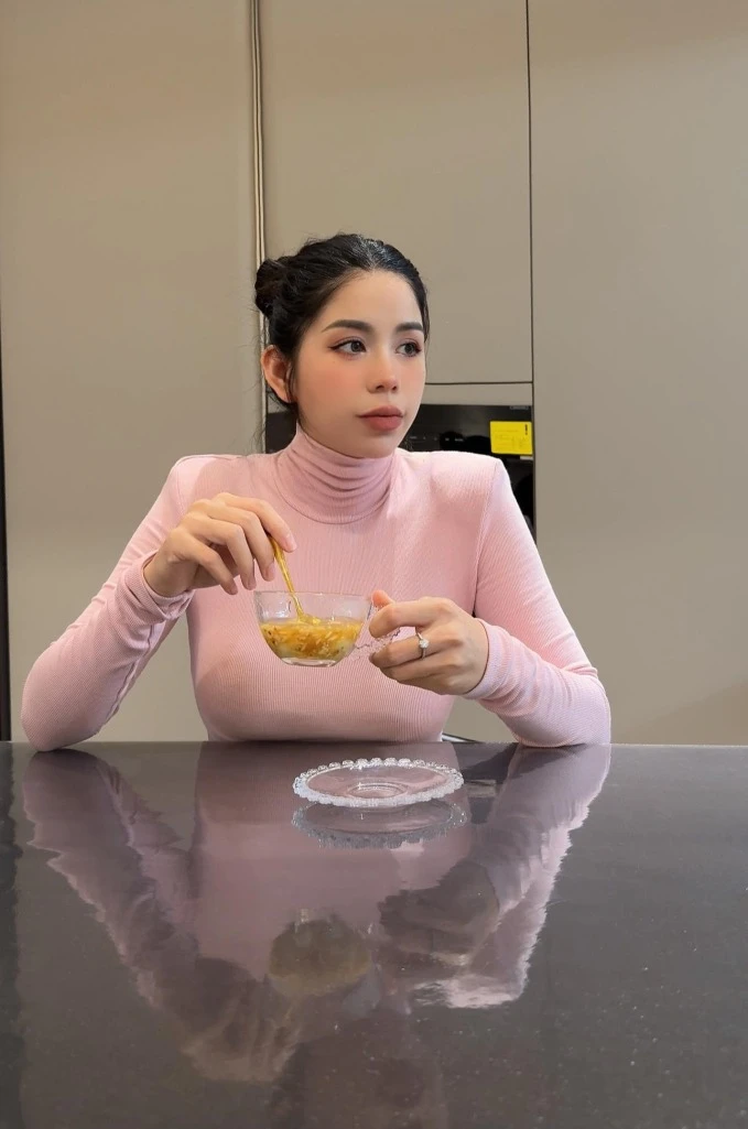 Hằng Du Mục nghi dàn dựng chuyện mẹ ruột phốt, tạo chiêu trò truyền thông? - Hình 3