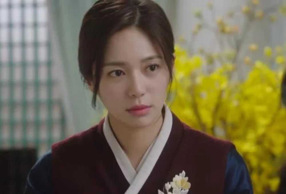 Lee Elijah bé ba gây kinh hãi trên màn ảnh, gây dấu ấn với Hoàng Hậu Cuối Cùng - Hình 1
