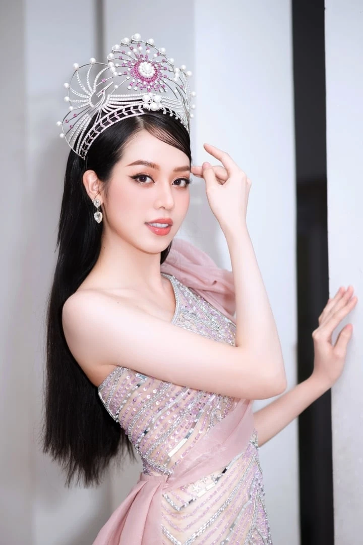 Quế Anh độ 1 thứ, visual mới khiến team seeding đẹp tự nhiên muối mặt? - Hình 4