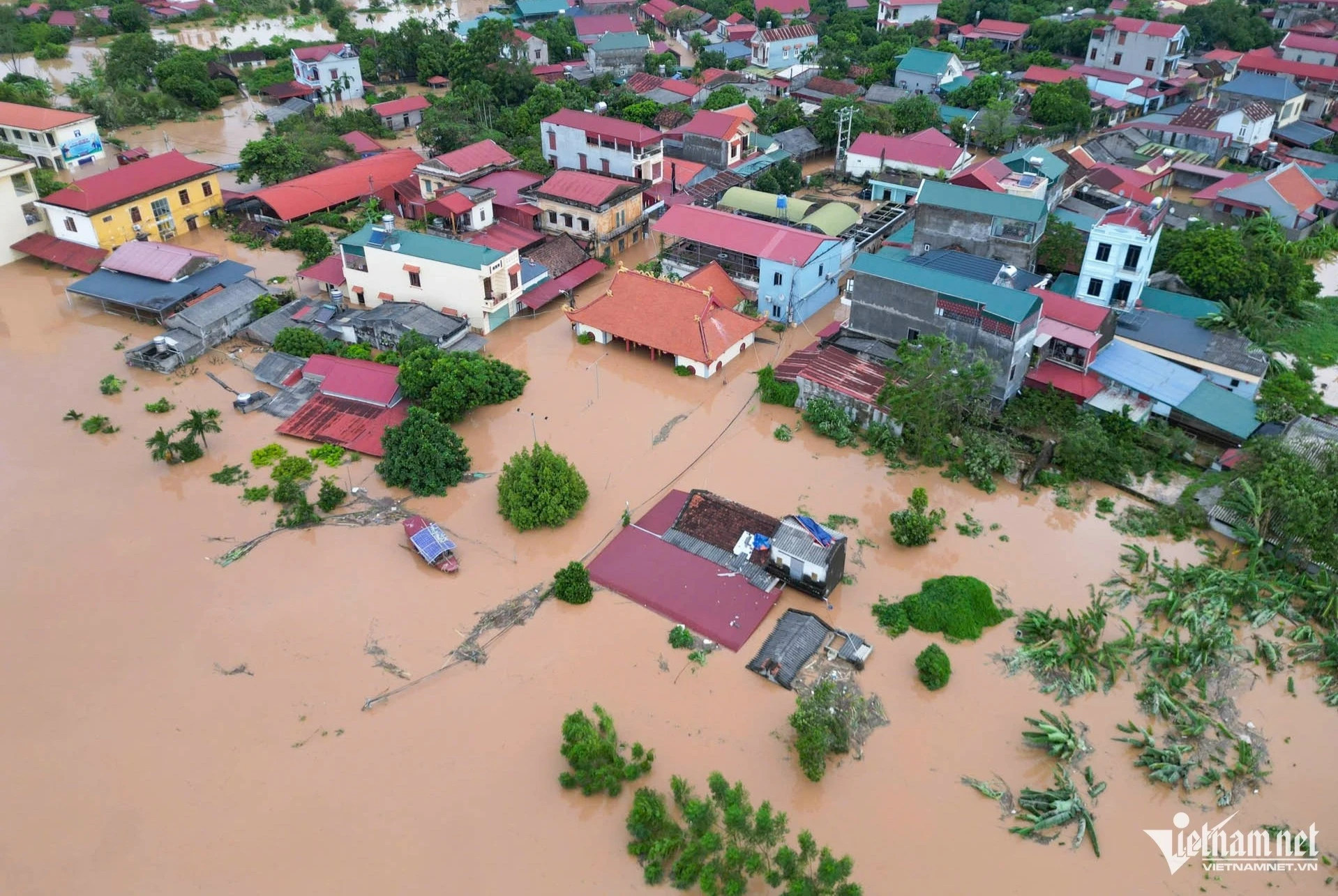 71 người chết và mất tích, 732 người bị thương do bão lũ - Hình 1