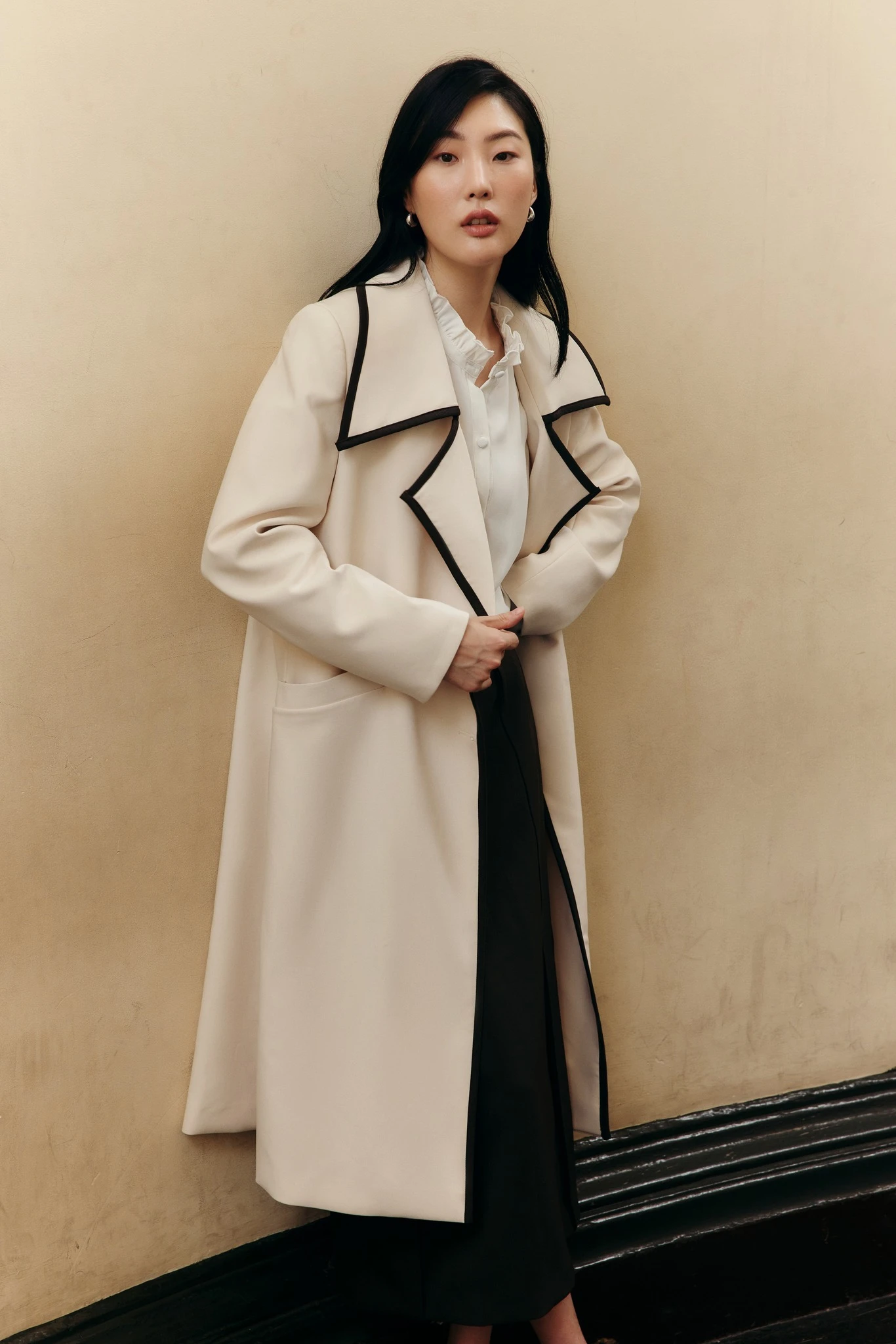 Áo khoác dạ, áo khoác dài sang xịn không thể thiếu mùa này - Hình 3