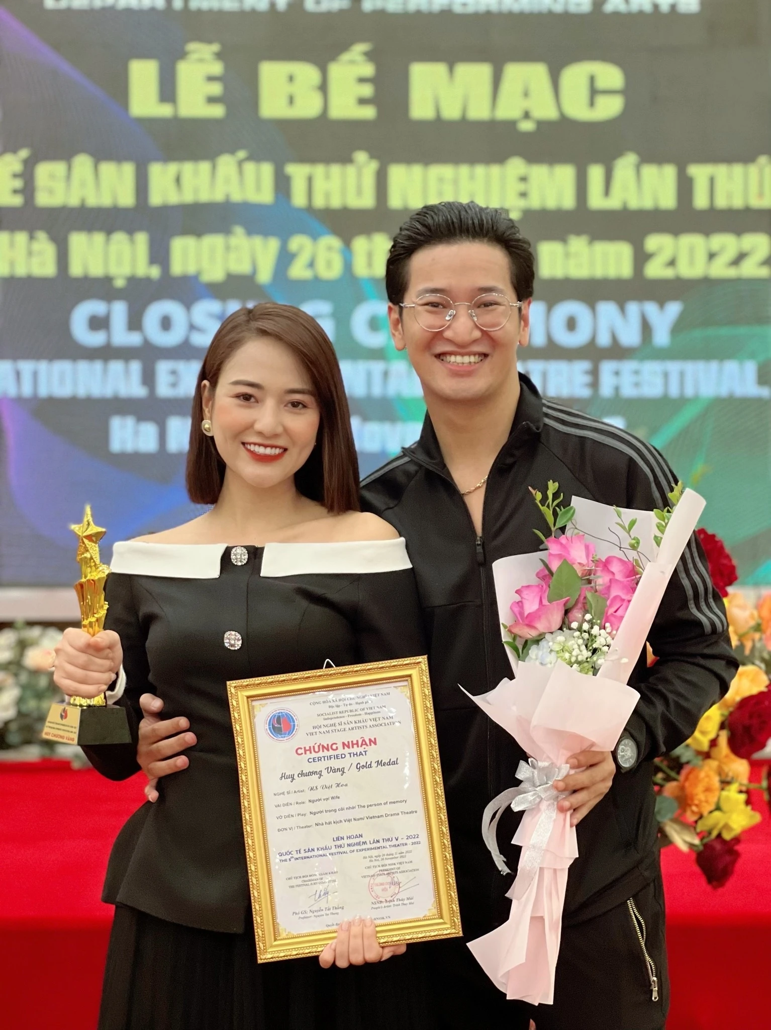 Ba bóng hồng phim Độc đạo: Người nhiều con nhất showbiz, người là Đại úy - Hình 7