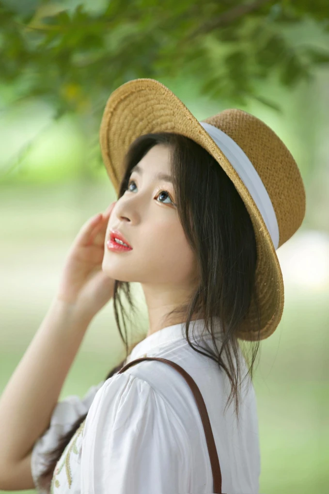 Bui Quynh Nhu Miss Television, transformed into a super hot through the air web drama beauty - Photo 11