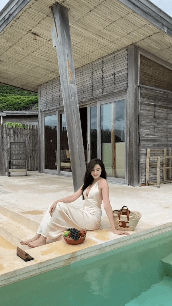 Hoa hậu Đỗ Hà mặc váy lụa cũng khiến dân tình khen nức nở: Xinh đẹp lúng liếng thế này ai chẳng mê - Hình 2