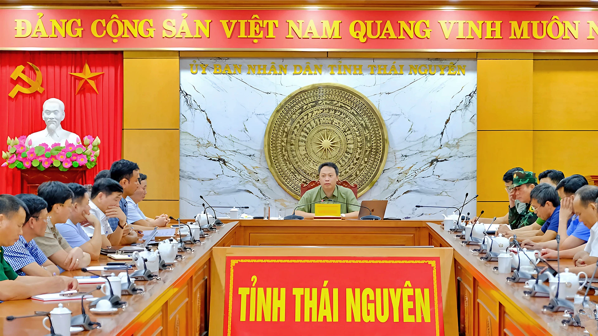 Nước lũ sông Cầu dâng cao, TP Thái Nguyên bị ngập lụt - Hình 2