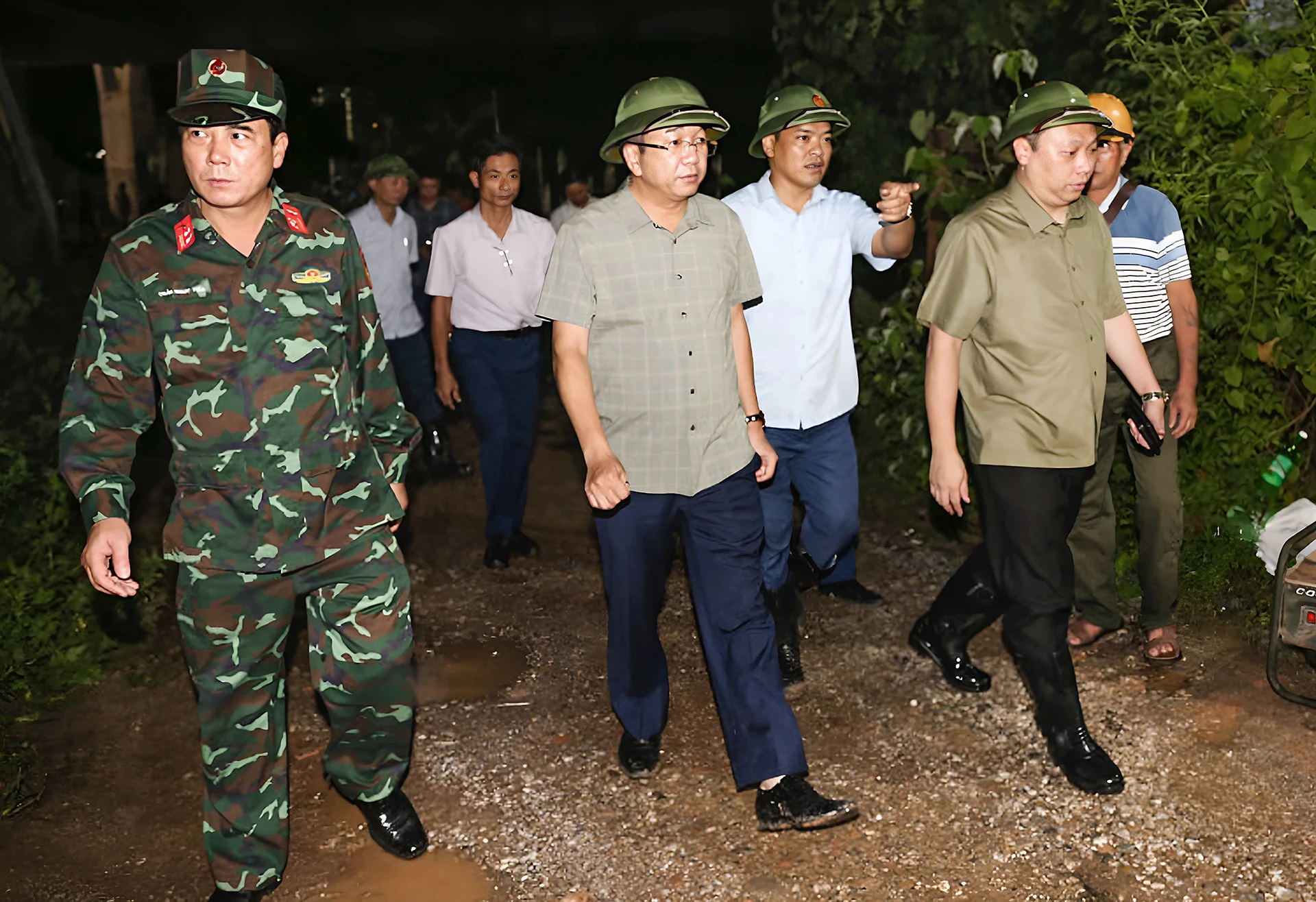Nước lũ sông Cầu dâng cao, TP Thái Nguyên bị ngập lụt - Hình 3