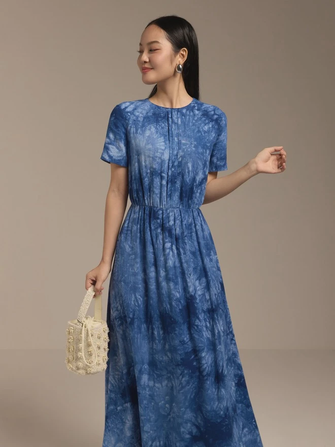 Váy midi mùa thu và 5 phong cách xuống phố nổi bật - Hình 9