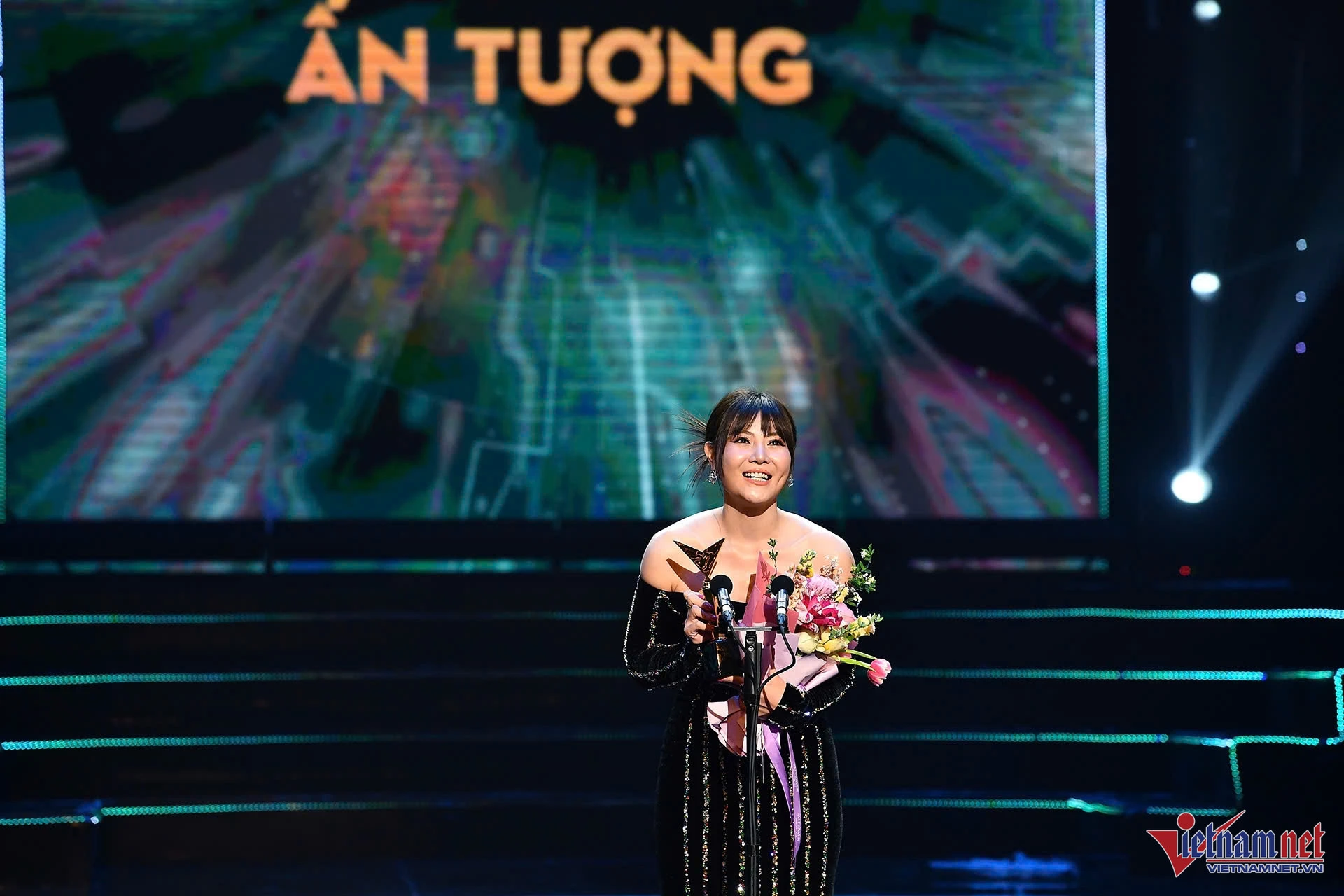 Thanh Hương, Duy Hưng thắng ngoạn mục Diễn viên ấn tượng ở VTV Awards - Hình 1