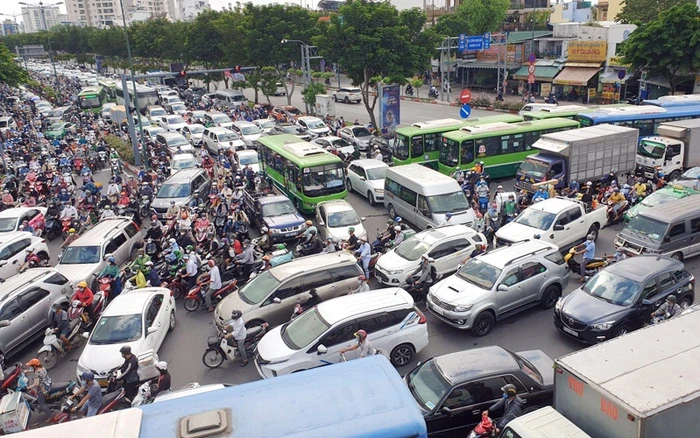 TP HCM phạt hơn 6 tỷ đồng lỗi vi phạm giao thông mỗi ngày - Hình 4
