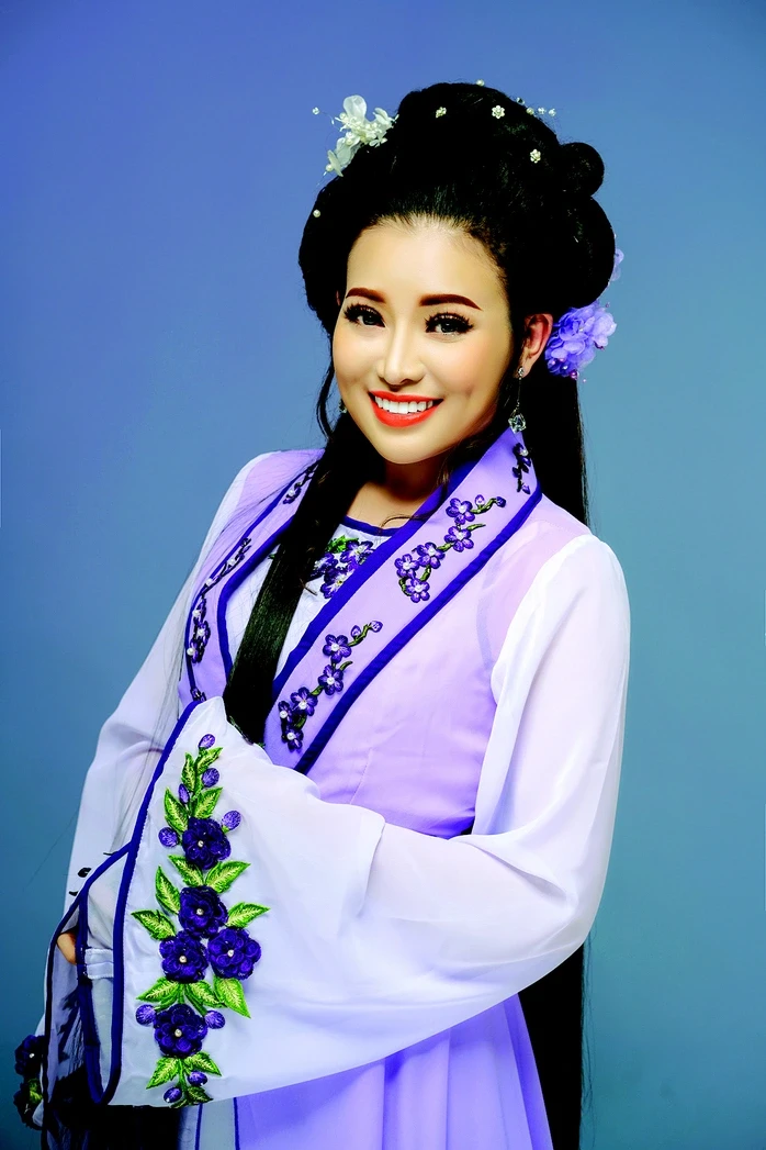 Trần Ngọc Nhã Thi: Niềm hãnh diện của cải lương Tiền Giang, đa dạng phong cách - Hình 2