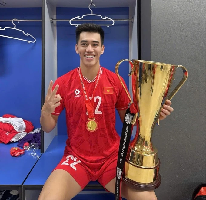 Xuân Son bị gạch tên lần 2 tức tưởi, mất cúp Quả cầu vàng VN? - Hình 4