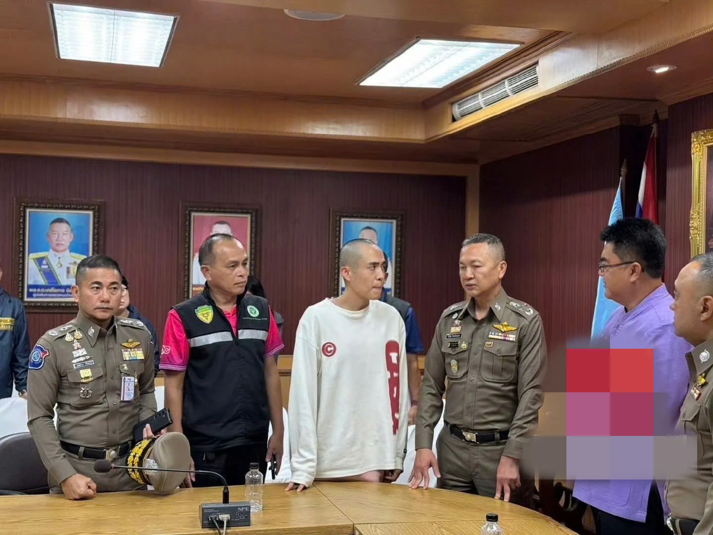 Tìm ra ông trùm đường dây bán diễn viên Trung sang Thái, là tội phạm khét tiếng? - Hình 5
