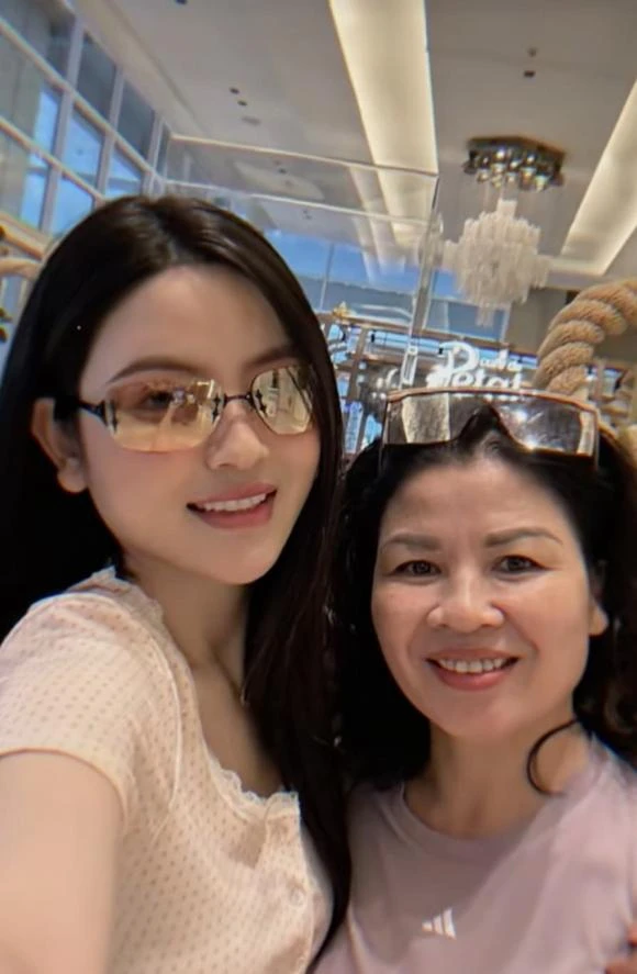 Vợ Quang Hải thẳng mặt nói mẹ chồng điêu toa, cách xưng hô gây tranh cãi - Hình 1