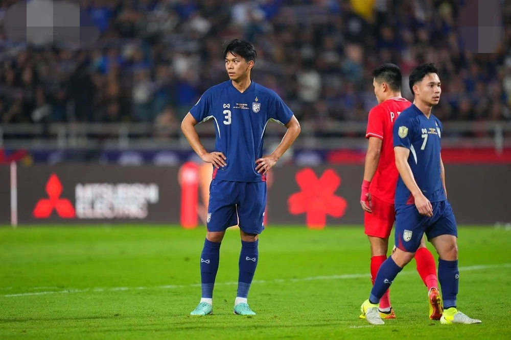 Tiến Linh được AFF Cup đền bù huy chương xịn, bất ngờ lên MXH phốt Hoàng Đức - Hình 3