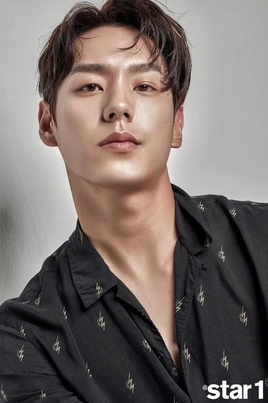 Kwak Si Yang cạn phước sau 1 bộ phim, visual điển trai chỉ đóng chính 1 lần - Hình 8