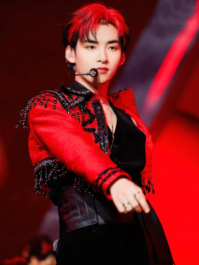 Hùng Huỳnh bất ngờ chơi ghép đôi ở phố đi bộ, liền bị gái lạ từ chối - Hình 7