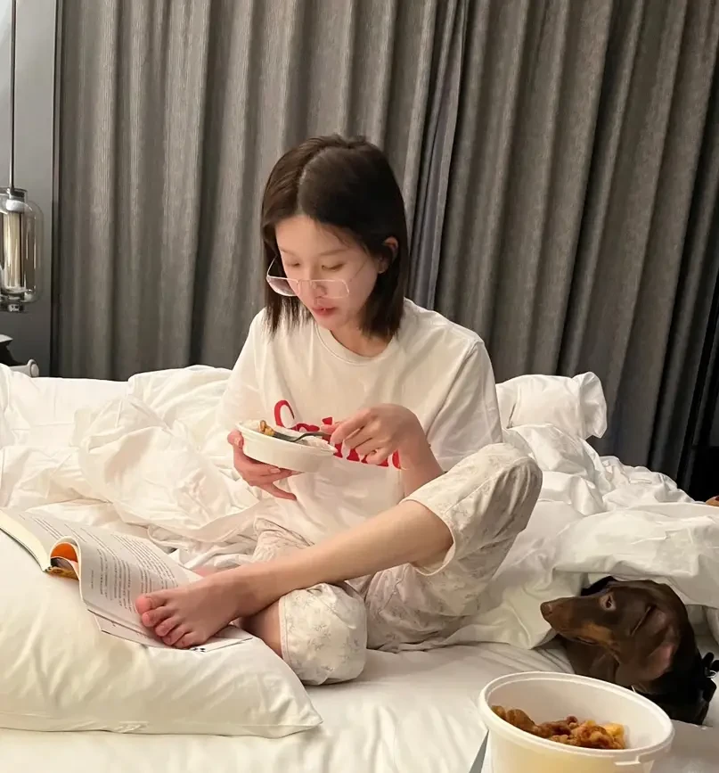 Triệu Lộ Tư bị sếp cũ phản đòn vì bị vấy bẩn danh tiếng, luật sư vào cuộc làm rõ - Hình 5