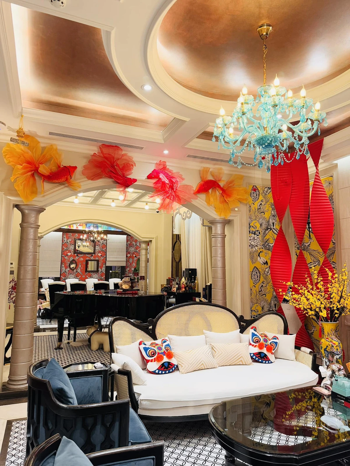 Đoàn Di Băng chi trăm triệu trang trí Tết, có linh vật, tiện thể khoe biệt 22 tỷ - Hình 6