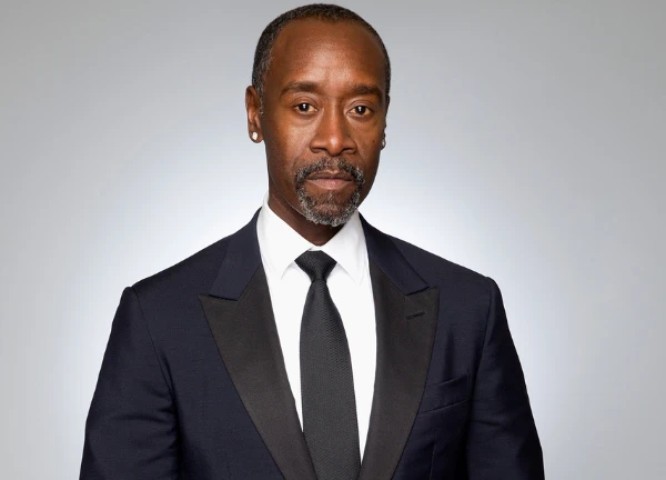 Don Cheadle: Hành trình từ Kansas đến biểu tượng Hollywood đa tài? - Hình 7