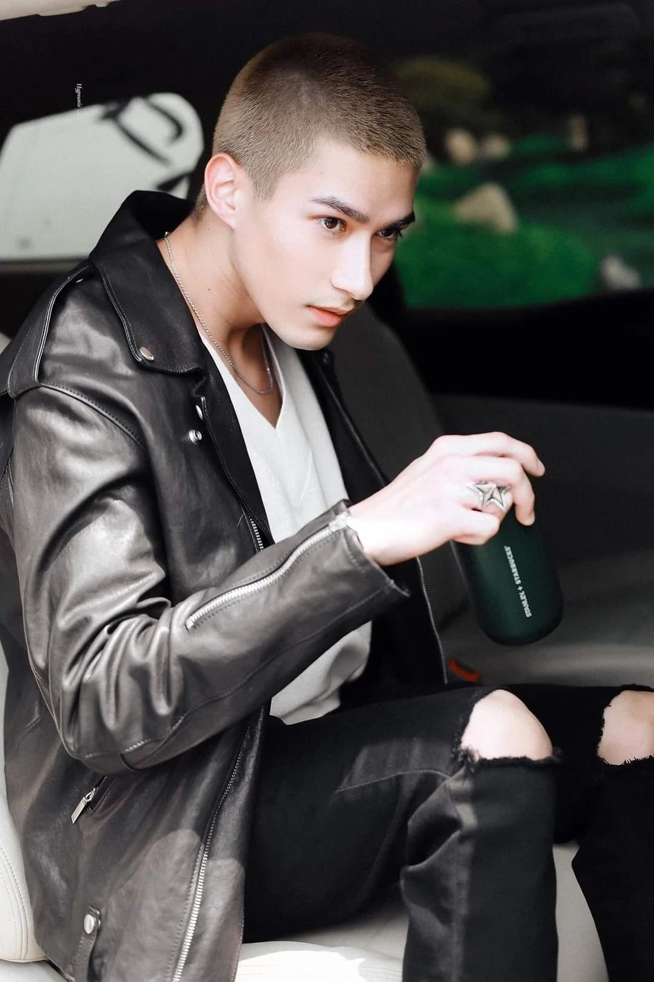 Mika: Mỹ nam gốc Nhật visual sốc, từng đòi làm người tình của Lưu Diệc Phi - Hình 1