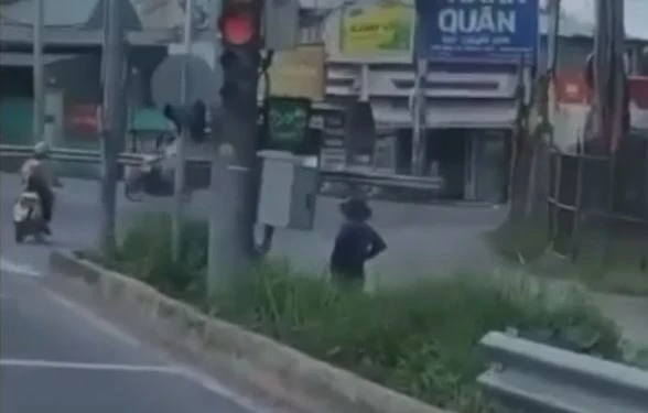 Vụ tài xế công nghệ chỉnh đèn giao thông: vài lần tự ý mở tủ, không ai yêu cầu - Hình 5