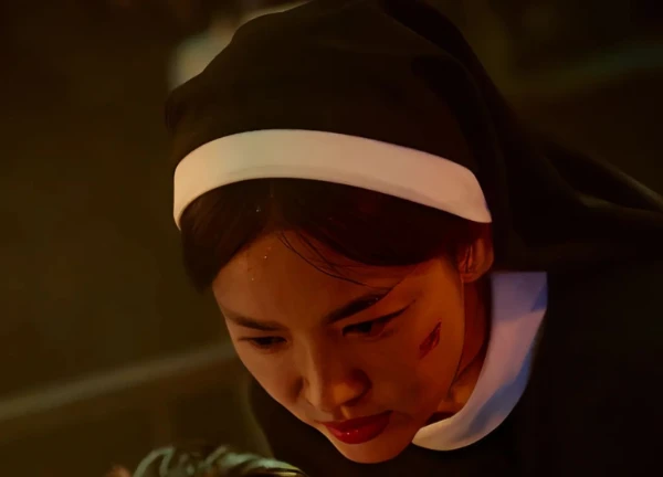 Dark Nuns gặp hạn: Bị tẩy chay toàn cầu vì quá tệ, Song Hye Kyo hứng đạn? - Hình 2