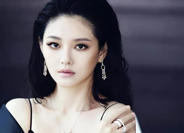 Từ Hy Viên khốn khổ: Hai đời chồng báo, mẹ ruột ghẻ lạnh chấn động cả Cbiz? - Hình 5