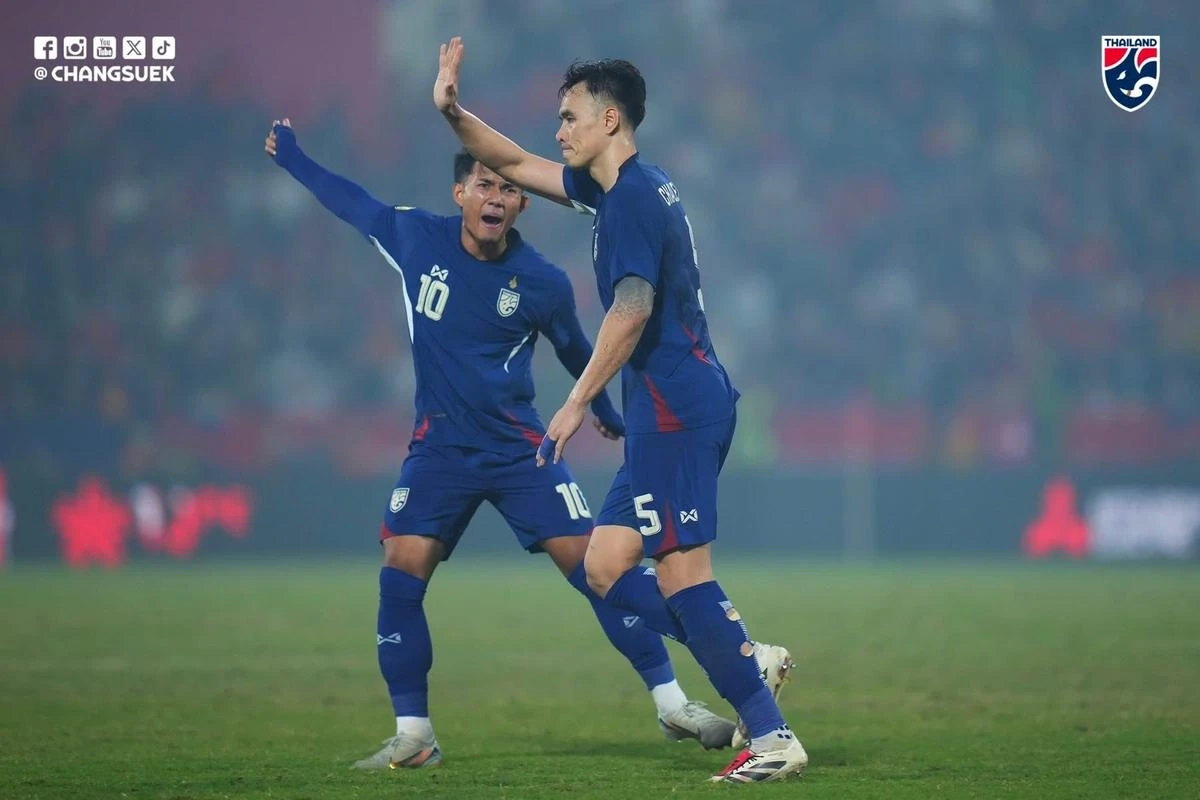 Xuân Son gánh team khiến Thái ôm hận, thái độ Park Hang-seo và CĐV cỡ này - Hình 8