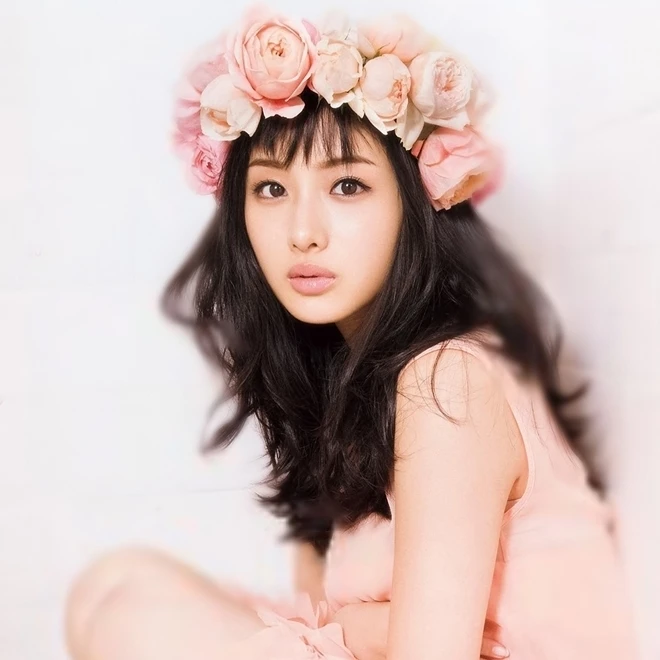 Ishihara Satomi: Nàng Kim Tae Hee xứ anh đào, tuổi 38 vẫn mơn mởn như đôi mươi - Hình 1